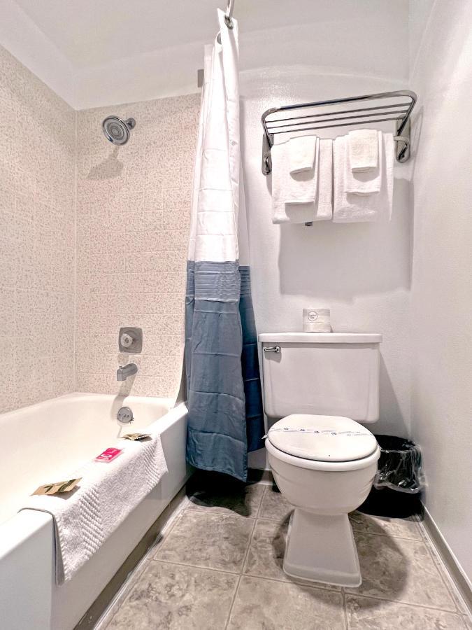 Economy Inn Флорънс Екстериор снимка