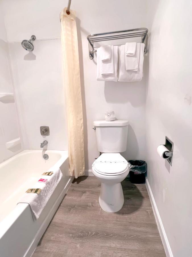 Economy Inn Флорънс Екстериор снимка